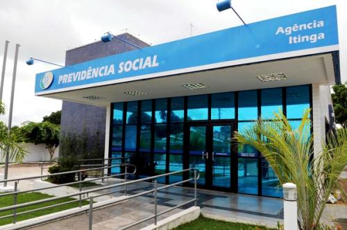 Justiça condena sete denunciados pelo MPF/AM por corrupção no INSS Justiça condena sete denunciados pelo MPF/AM por corrupção no INSS