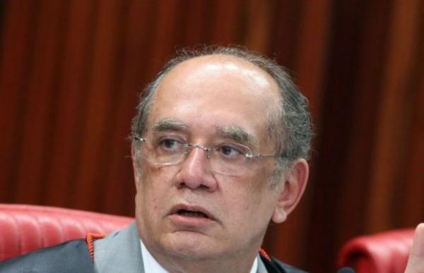 Gilmar Mendes vota contra cassação e TSE mantém Temer no poder Gilmar Mendes vota contra cassação e TSE mantém Temer no poder