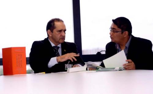 Parlamento institui pregoeiro para aquisição de bens e serviços Parlamento institui pregoeiro para aquisição de bens e serviços