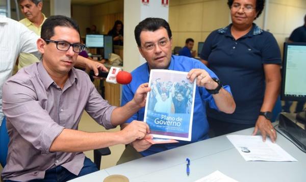 Braga registra candidatura no TRE e fala sobre UEA Braga registra candidatura no TRE e fala sobre UEA