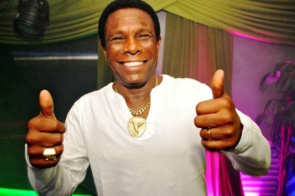 Neguinho da Beija Flor será atração na Ilha do Boré em Parintins, dia 1 de julho Neguinho da Beija Flor será atração na Ilha do Boré em Parintins, dia 1 de julho