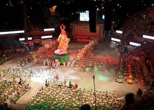 Romaria vermelha abre espetáculo da 3ª noite do Garantido Romaria vermelha abre espetáculo da 3ª noite do Garantido