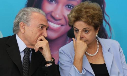 No Twitter, Dilma tira sarro e fala de No Twitter, Dilma tira sarro e fala de
