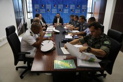 Reunião define efetivo da PM e das Forças Armadas para eleição no AM Reunião define efetivo da PM e das Forças Armadas para eleição no AM