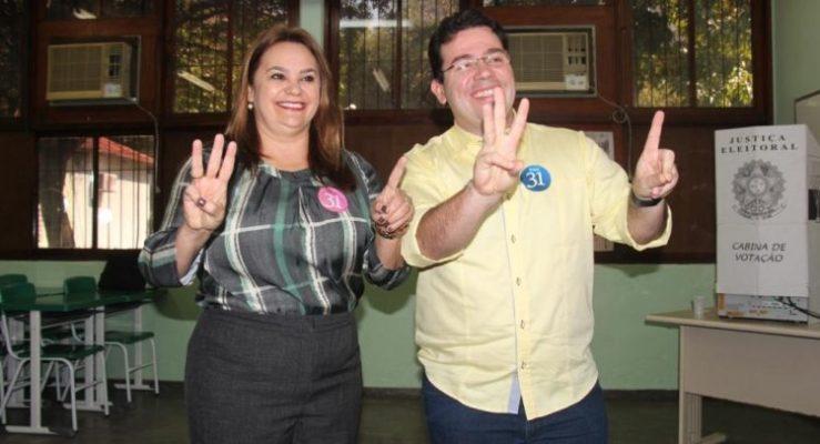 Wilker Barreto vota e aposta no espírito público da população Wilker Barreto vota e aposta no espírito público da população