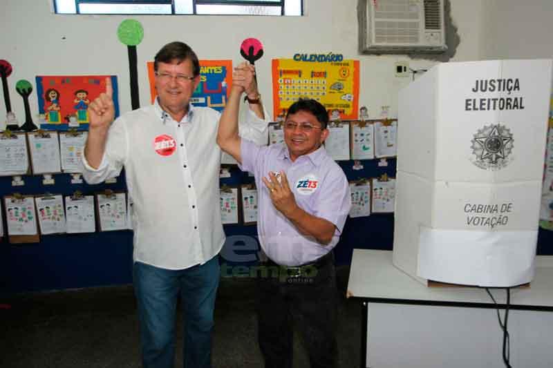 “Quem decide o futuro do Amazonas é o eleitor”, afirma José Ricardo, durante votação nesta manhã “Quem decide o futuro do Amazonas é o eleitor”, afirma José Ricardo, durante votação nesta manhã