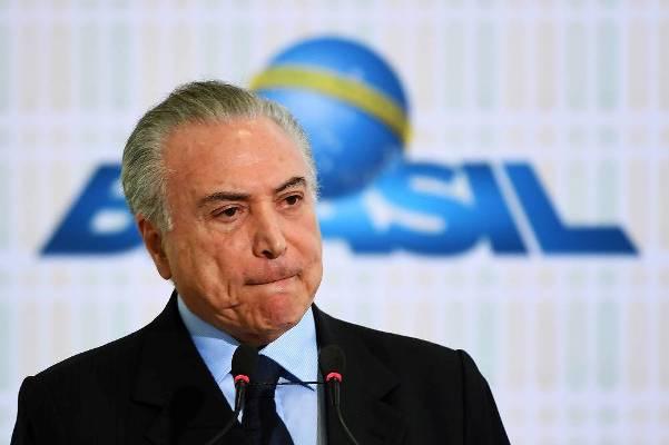 PF diz que Temer recebeu R$ 31,5 milhões de ‘vantagem’ por participar de organização criminosa PF diz que Temer recebeu R$ 31,5 milhões de ‘vantagem’ por participar de organização criminosa