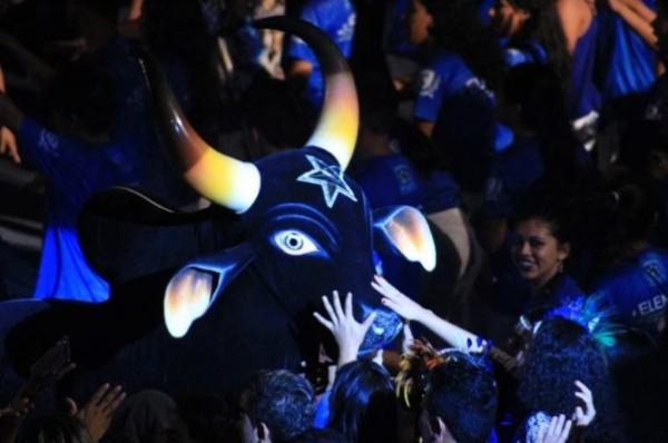 Caprichoso faz festa e ação social para comemorar 104 anos Caprichoso faz festa e ação social para comemorar 104 anos