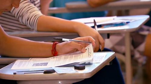 No Amazonas, mais de 28 mil candidatos vão fazer o Encceja neste domingo (19) No Amazonas, mais de 28 mil candidatos vão fazer o Encceja neste domingo (19)