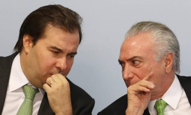 Por reforma da Previdência, Temer autoriza Maia a negociar cargos Por reforma da Previdência, Temer autoriza Maia a negociar cargos