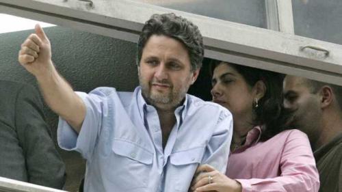 Rosinha e Anthony Garotinho são presos no Rio de Janeiro Rosinha e Anthony Garotinho são presos no Rio de Janeiro