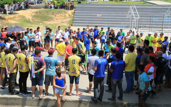 Moradores de Presidente Figueiredo disputam R$ 27 mil durante gincana Moradores de Presidente Figueiredo disputam R$ 27 mil durante gincana
