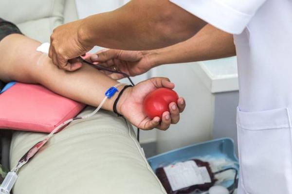 Fundação Hemoam convoca doadores de sangue para garantir estoque de fim de ano Fundação Hemoam convoca doadores de sangue para garantir estoque de fim de ano