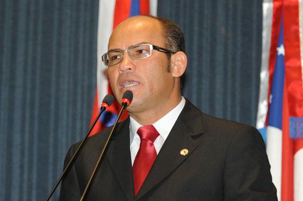 Cabo Maciel pede providências quanto ao fechamento da Base Anzol Cabo Maciel pede providências quanto ao fechamento da Base Anzol