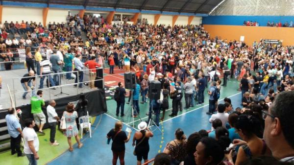 Sinteam decide acompanhar greve e professores paralisam em todo o AM Sinteam decide acompanhar greve e professores paralisam em todo o AM