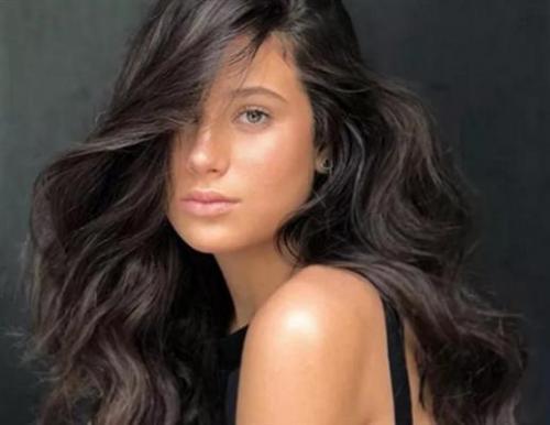 Filha de Claudia Raia e Edson Celulari recebe elogios de famosos por beleza Filha de Claudia Raia e Edson Celulari recebe elogios de famosos por beleza