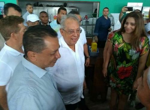 Nair Blair, pivô da cassação de Melo, reaparece ao lado de Amazonino Nair Blair, pivô da cassação de Melo, reaparece ao lado de Amazonino