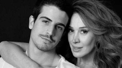 Enzo Celulari faz 21 anos e ganha homenagem da mãe, Claudia Raia Enzo Celulari faz 21 anos e ganha homenagem da mãe, Claudia Raia