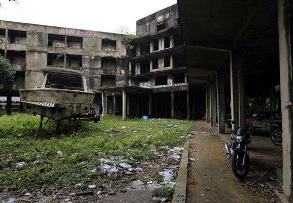 Prefeitura de Manaus e Implurb são condenados a fiscalizar prédios abandonados Prefeitura de Manaus e Implurb são condenados a fiscalizar prédios abandonados