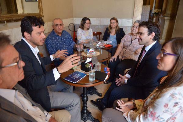 Embaixada da Itália propõe parcerias para eventos em espaços culturais da SEC Embaixada da Itália propõe parcerias para eventos em espaços culturais da SEC