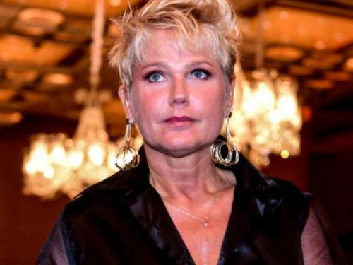 Xuxa é condenada a pagar multa milionária na Justiça Xuxa é condenada a pagar multa milionária na Justiça