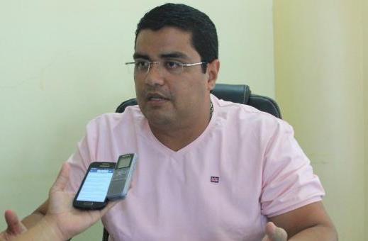 Ex-prefeito de Parintins terá de devolver R$ 5 milhões aos cofres públicos Ex-prefeito de Parintins terá de devolver R$ 5 milhões aos cofres públicos
