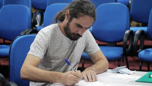 Câmara de Manaus realiza atualização de cadastro dos aprovados no concurso de 2003 Câmara de Manaus realiza atualização de cadastro dos aprovados no concurso de 2003