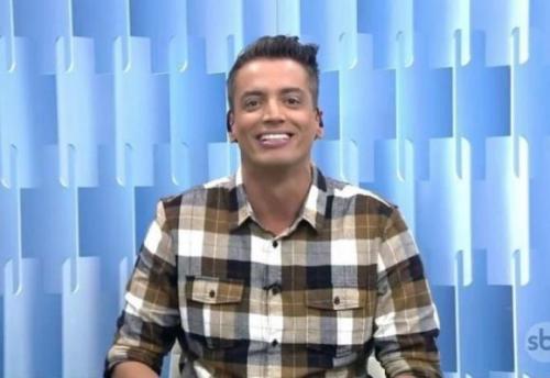 Leo Dias conta quem o salvou de ser demitido do SBT e faz nova revelação Leo Dias conta quem o salvou de ser demitido do SBT e faz nova revelação