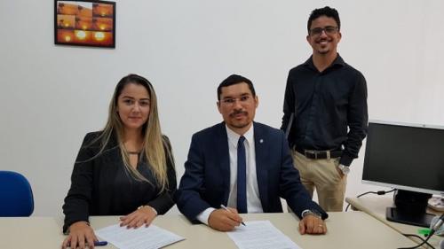 Comarcas de Nhamundá e Faro assinam Termo de Cooperação Técnica Comarcas de Nhamundá e Faro assinam Termo de Cooperação Técnica