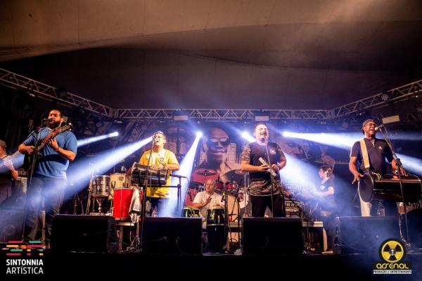 Samba Autêntico e Ases do Pagode agitam o Pagode do Coronel Samba Autêntico e Ases do Pagode agitam o Pagode do Coronel