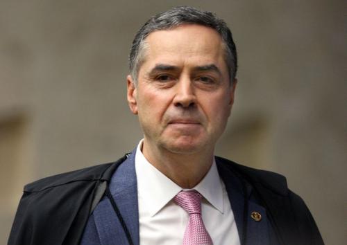 Barroso vota para manter suspensão de decreto de indulto natalino Barroso vota para manter suspensão de decreto de indulto natalino