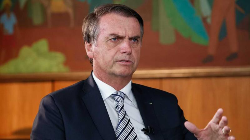 Bolsonaro propõe idade mínima de 62 para homem e 57 para mulher Bolsonaro propõe idade mínima de 62 para homem e 57 para mulher