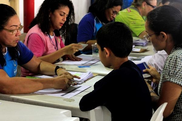 Auxílio Aluguel é liberado às vítimas do incêndio no Educandos Auxílio Aluguel é liberado às vítimas do incêndio no Educandos