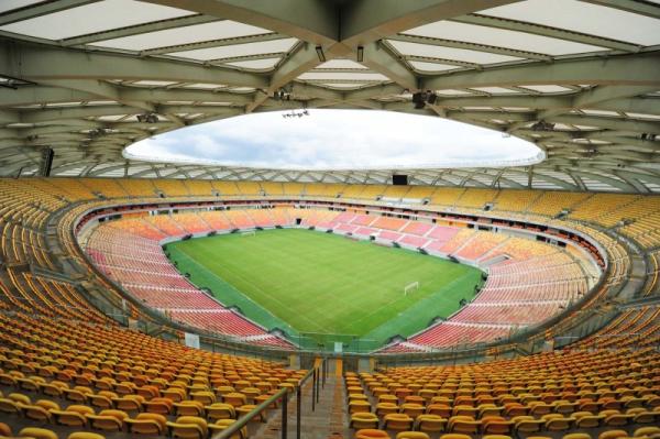 Governador diz que recuperação de Arena e Vila Olímpica vai custar R$ 1,5 milhão Governador diz que recuperação de Arena e Vila Olímpica vai custar R$ 1,5 milhão