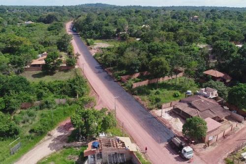 Inicia pavimentação da estrada que interliga Alter do Chão a Pindobal Inicia pavimentação da estrada que interliga Alter do Chão a Pindobal