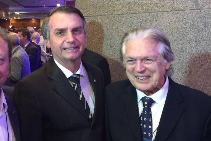PSL de Bolsonaro cria candidata laranja para usar verba de R$ 400 mil PSL de Bolsonaro cria candidata laranja para usar verba de R$ 400 mil