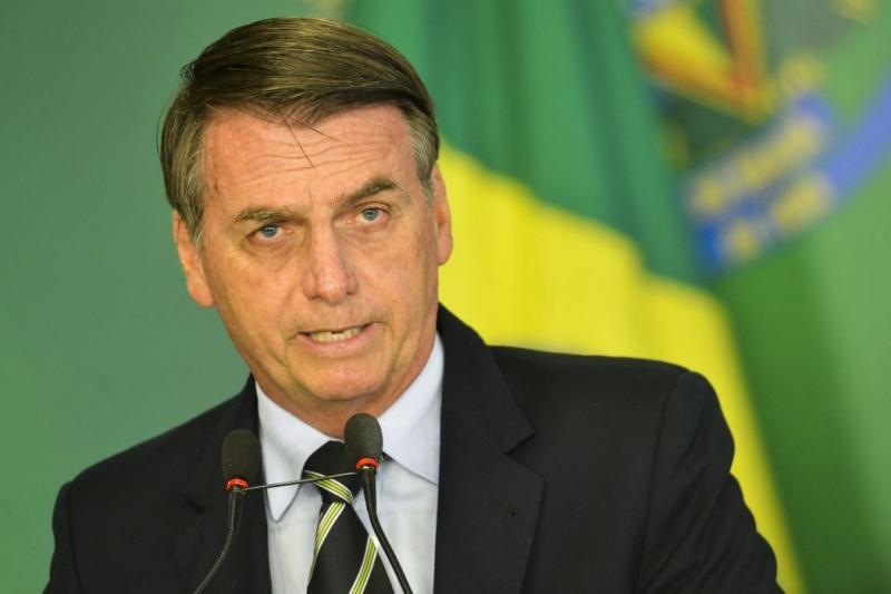 Patrocínios da Petrobras estão sob revisão, diz Bolsonaro Patrocínios da Petrobras estão sob revisão, diz Bolsonaro