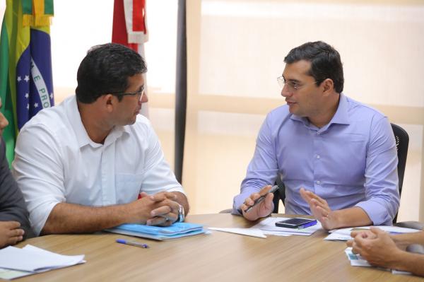 Wilson Lima recebe prefeitos de Manacapuru e Urucurituba Wilson Lima recebe prefeitos de Manacapuru e Urucurituba