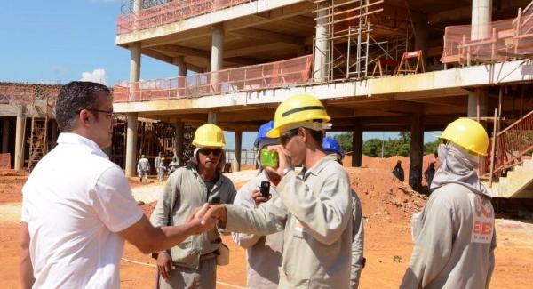 Alvarães, Boa Vista do Ramos e Tabatinga receberão R$ 820 mil para infraestrutura Alvarães, Boa Vista do Ramos e Tabatinga receberão R$ 820 mil para infraestrutura