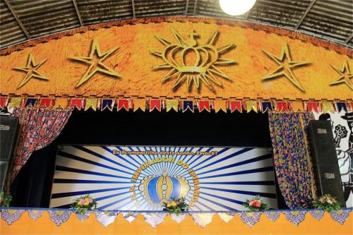 Artistas cobram salários em SP e presidente de escola de samba saca arma Artistas cobram salários em SP e presidente de escola de samba saca arma