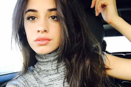 Camila Cabello deixa Fifth Harmony após quase 5 anos Camila Cabello deixa Fifth Harmony após quase 5 anos
