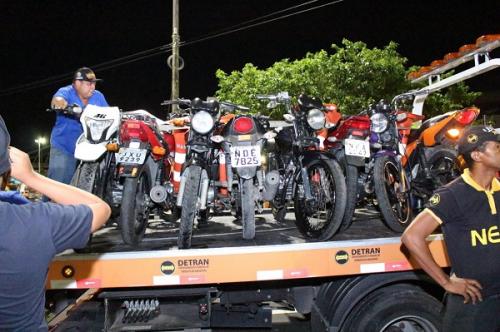Detran-AM registra aumento de 40% nos flagrantes de 'racha' em janeiro de 2017 Detran-AM registra aumento de 40% nos flagrantes de 'racha' em janeiro de 2017
