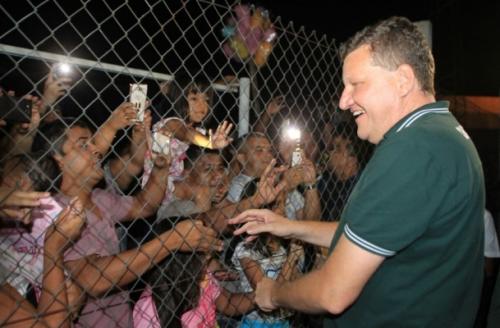 Em Manaus, prefeito de Chapecó fala sobre contato com sobreviventes Em Manaus, prefeito de Chapecó fala sobre contato com sobreviventes