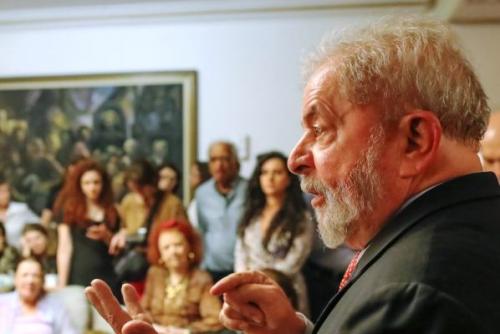 Lula prevê traição do PSDB, saída de Temer e retorno de FHC Lula prevê traição do PSDB, saída de Temer e retorno de FHC