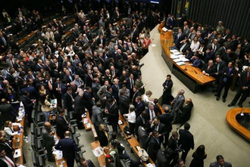 Maia promete instalar comissão da reforma da Previdência já na próxima semana Maia promete instalar comissão da reforma da Previdência já na próxima semana