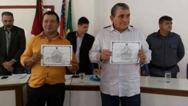 Pongó é diplomado, em Caapiranga, mas promotor pede cassação Pongó é diplomado, em Caapiranga, mas promotor pede cassação